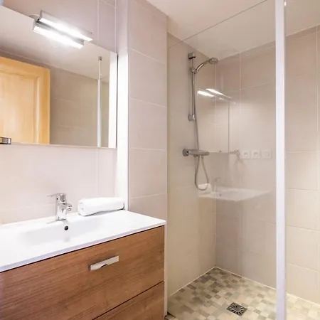 Les Balcons De Val Chaviere アパートホテル